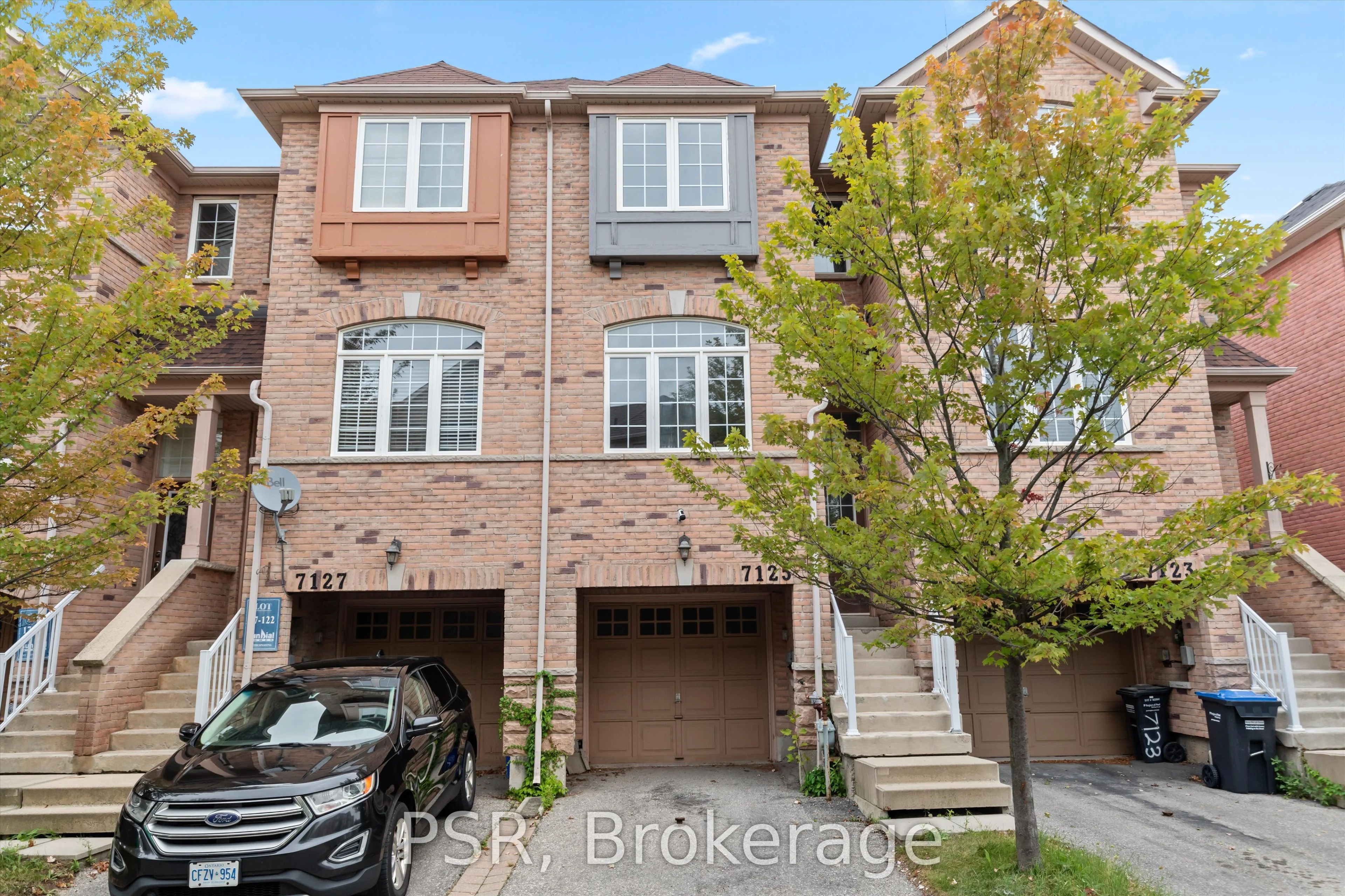 7125 Chatham Court, Mississauga, ON L5N 8R1