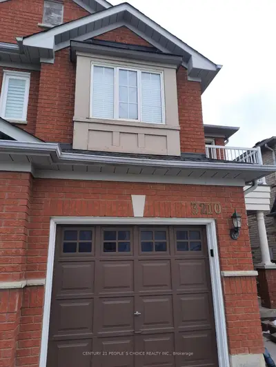 Semi-Detached in Mississauga
