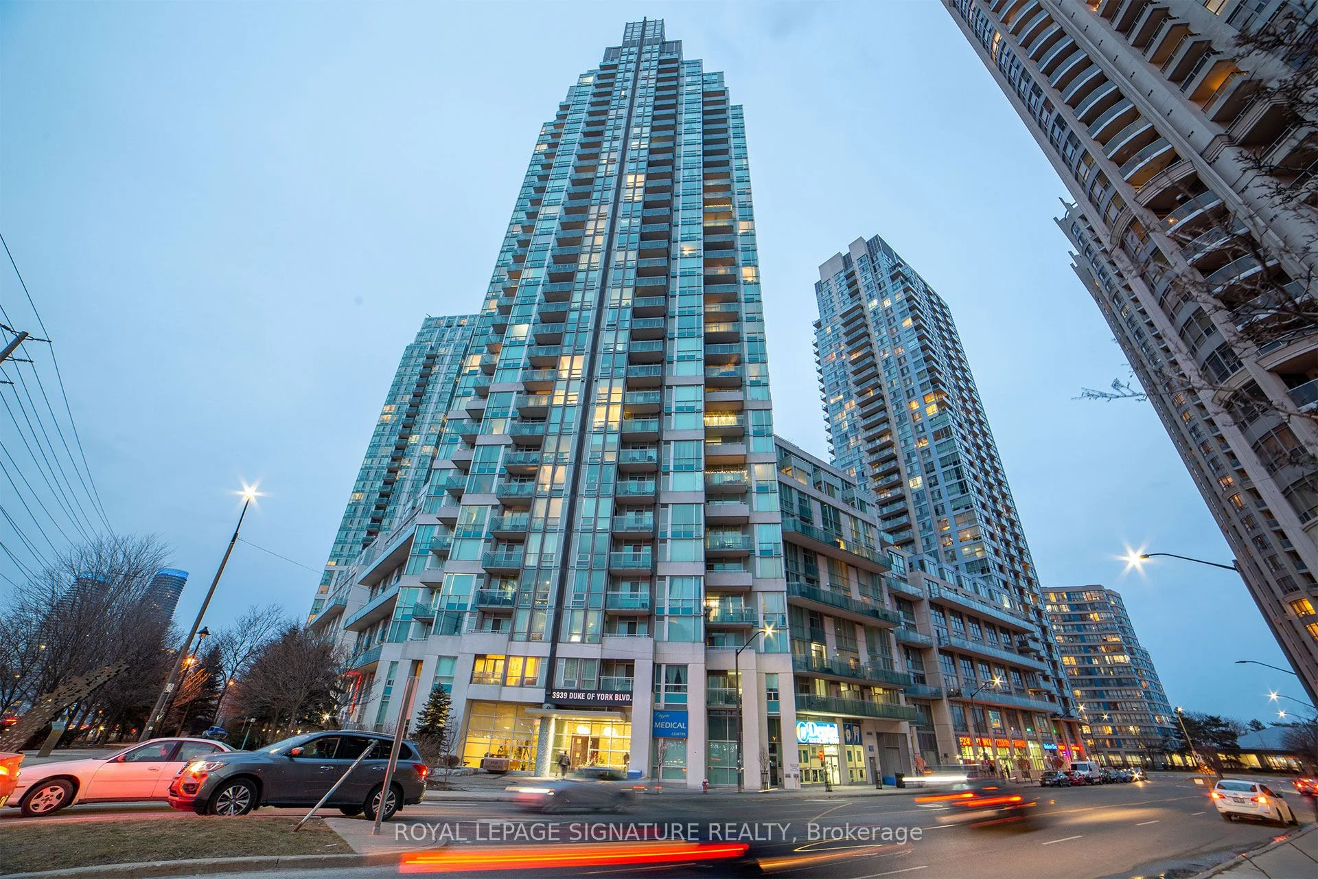 3939 Duke Of York Boulevard 2607, Mississauga, ON L5B 4N2