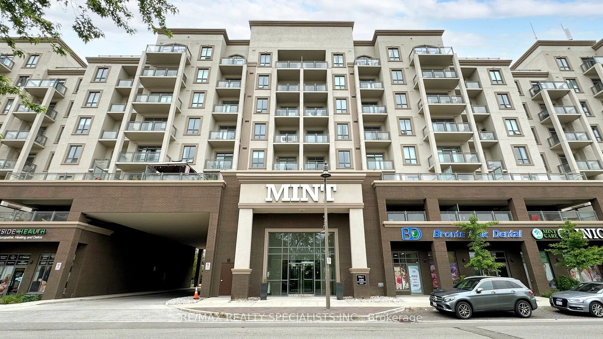 2486 Old Bronte Road 822, Oakville, ON L6M 4J2