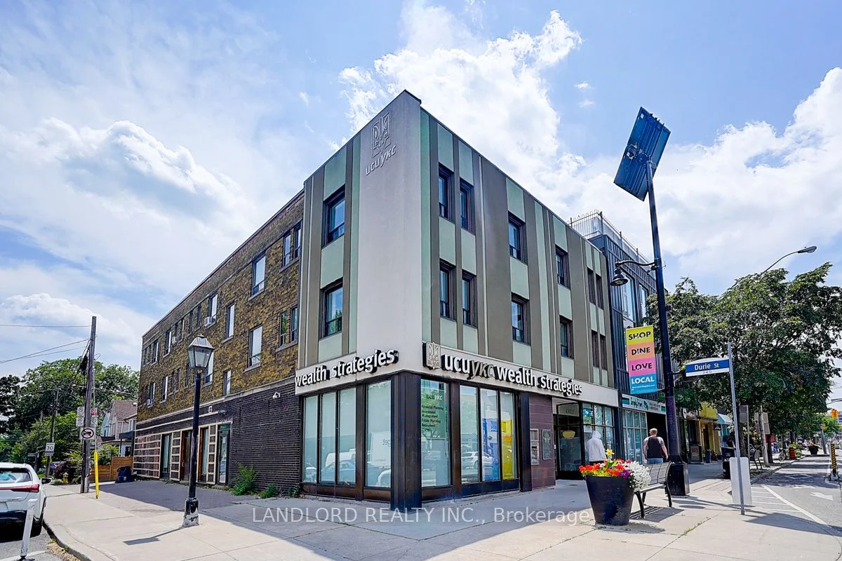 240 Durie Street 206, Toronto W01, ON M6S 3G1