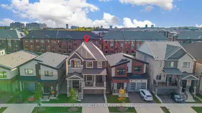 Detached in Oakville