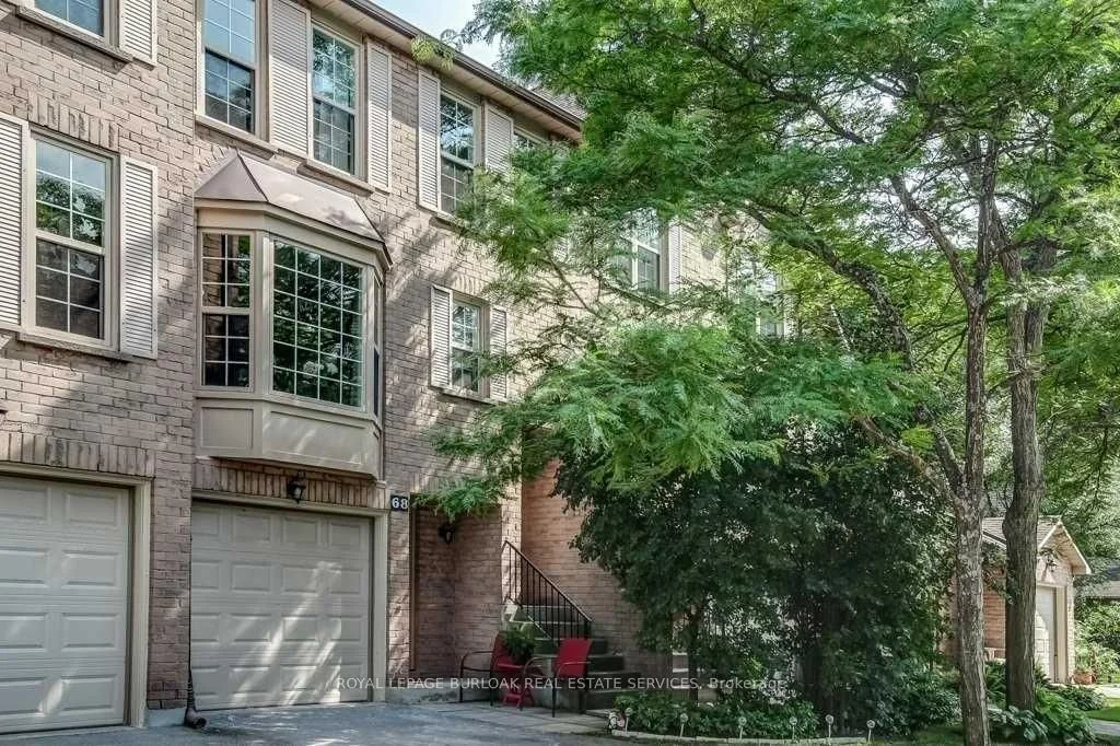 2272 Mowat Avenue 68, Oakville, ON L6H 5L8