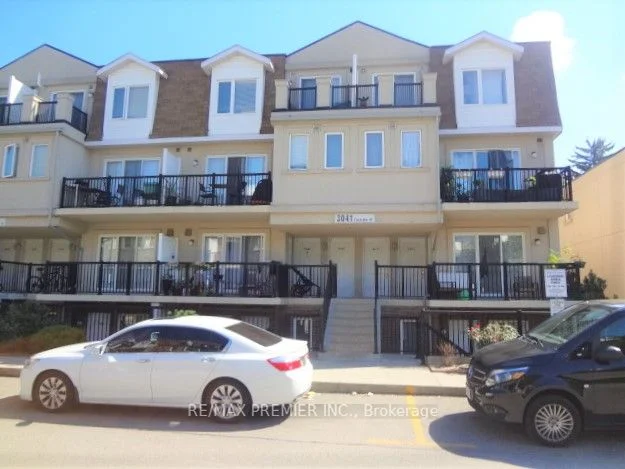 3041 Finch Avenue W 2067, Toronto W05, ON M9M 0A4