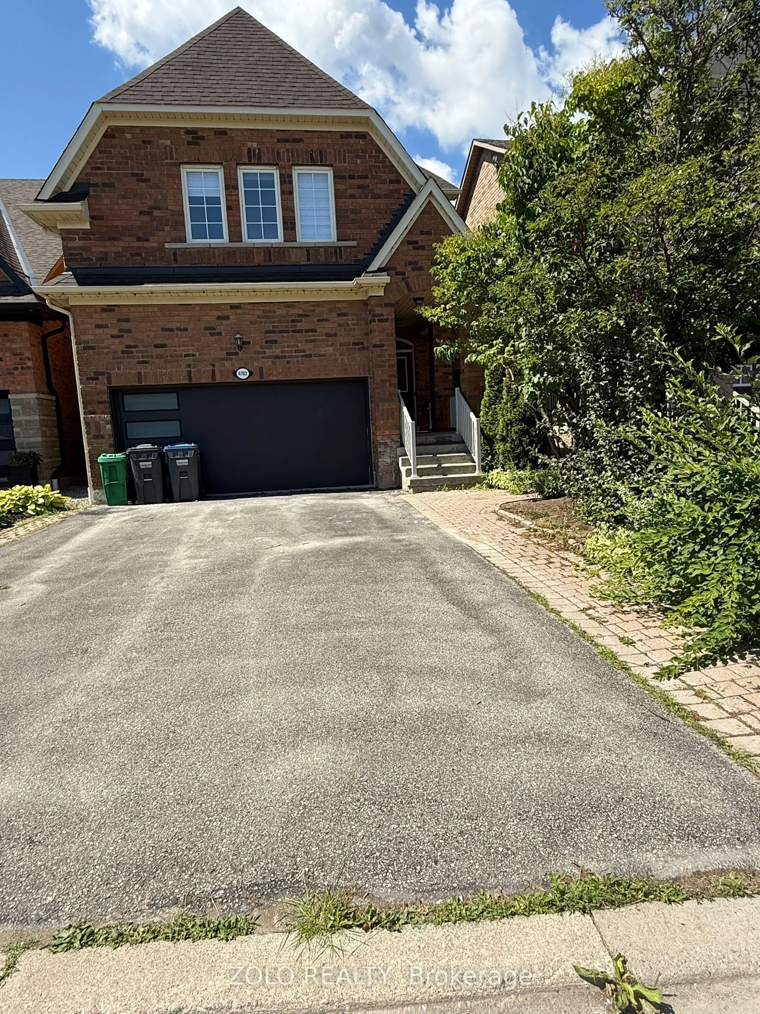 4792 Glasshill Grove, Mississauga, ON L5M 7R5