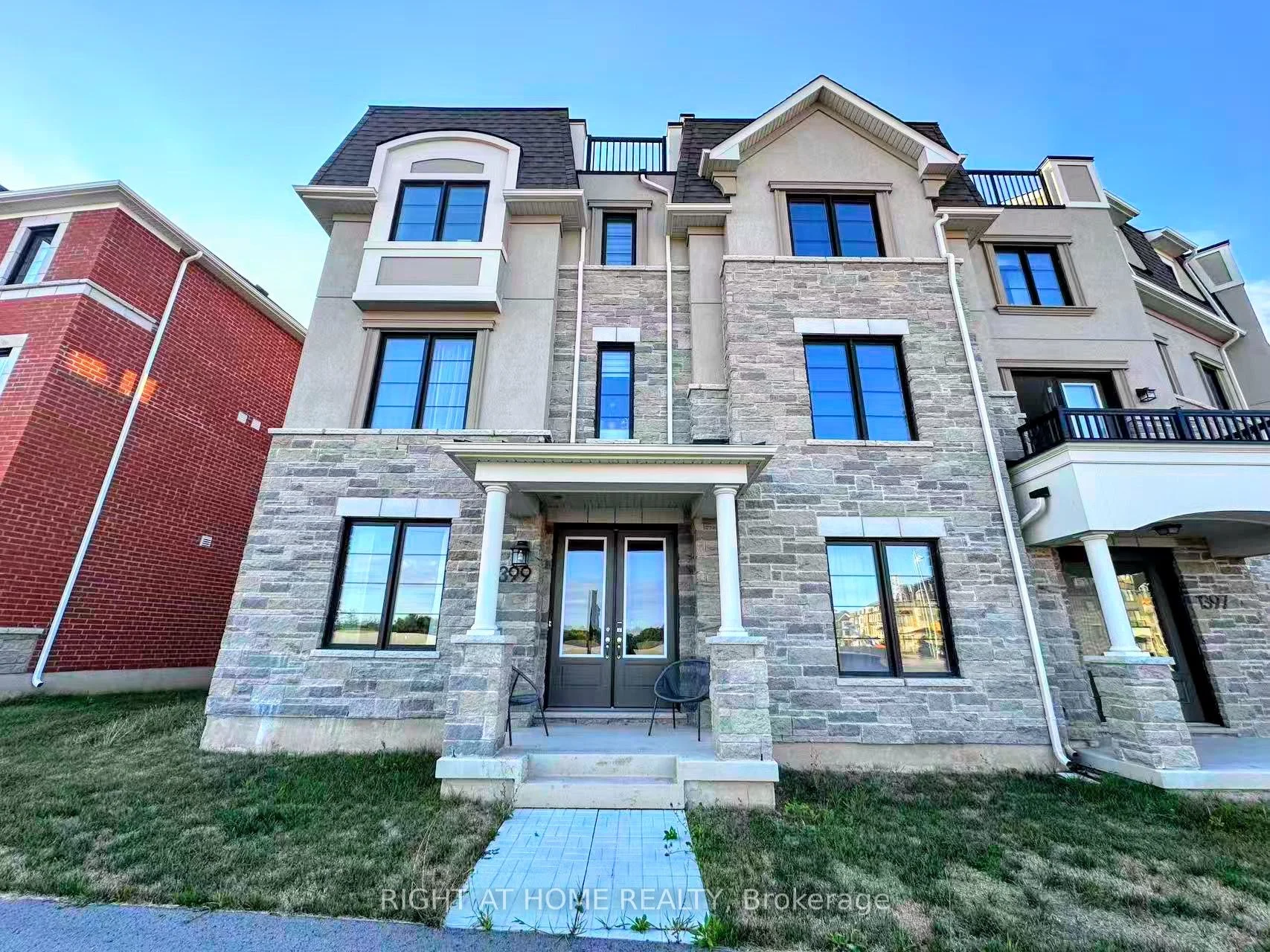1399 WILLIAM HALTON Parkway, Oakville, ON L6M 5N9