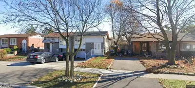 Semi-Detached in Mississauga