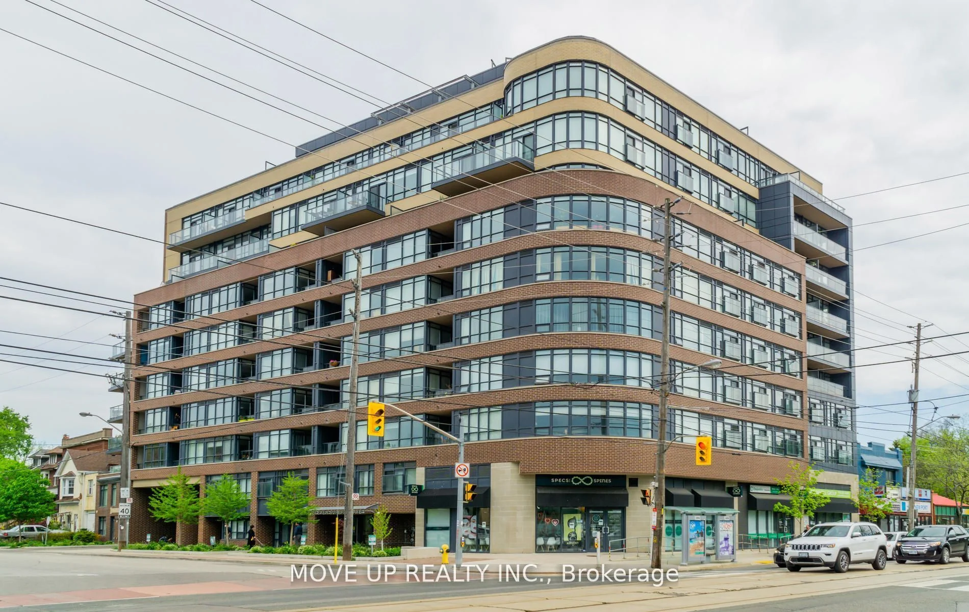 11 Superior Avenue 807, Toronto W06, On M8v 0a7