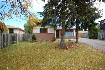 Detached in Brampton