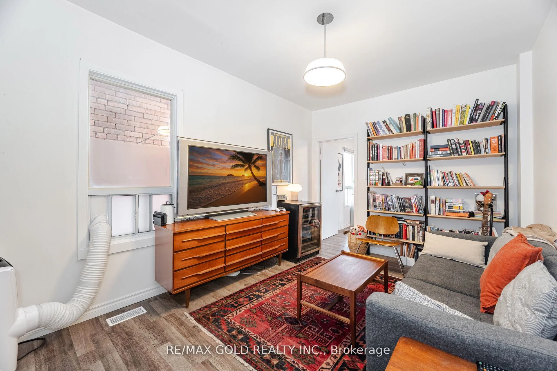 60 Salem Avenue, Toronto W02, ON M6H 3C1