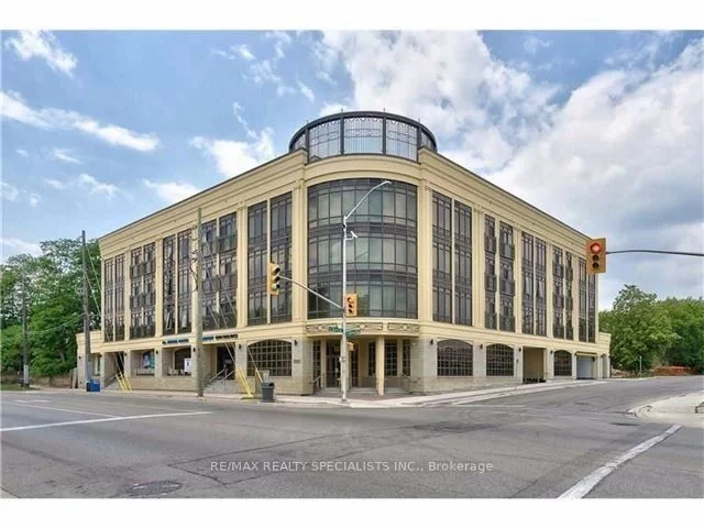 205 Lakeshore Road W 202, Oakville, ON L6J 0A8