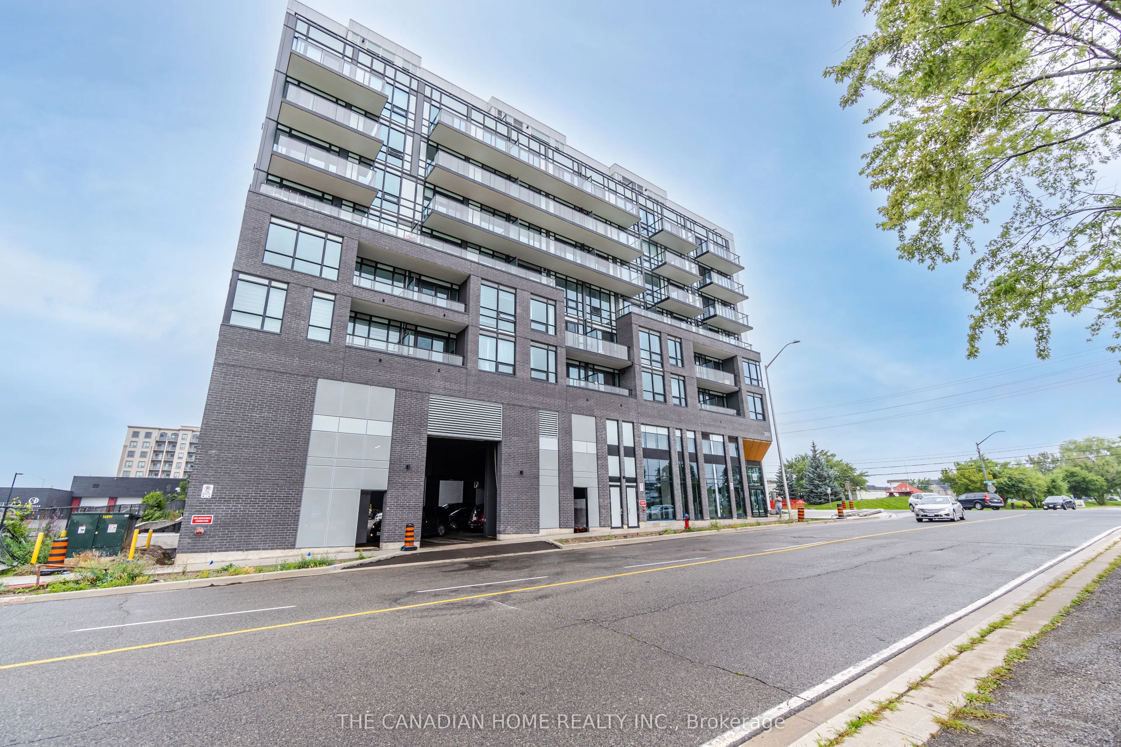 Condo Apartment in Oakville