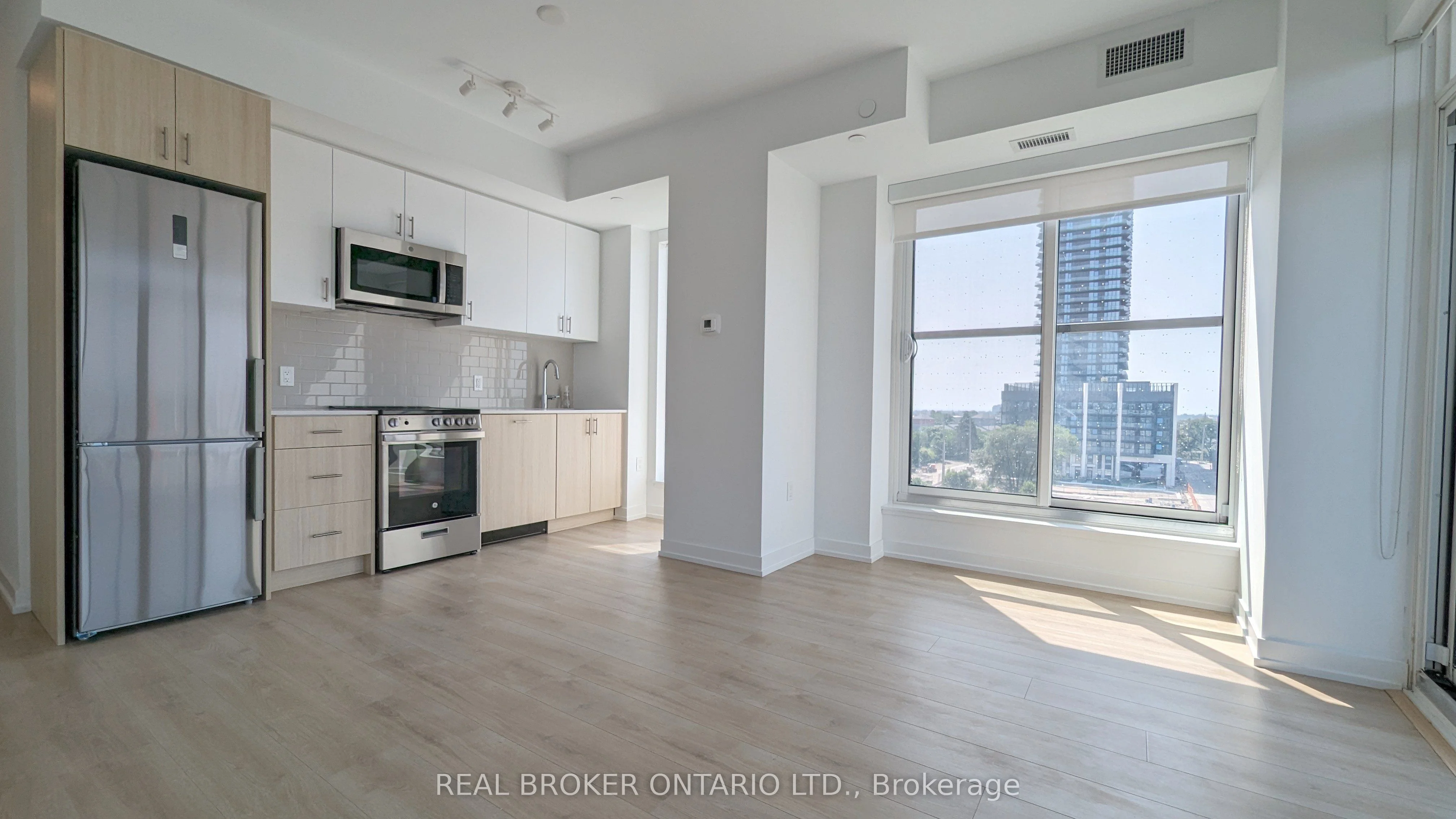 #515 1195 The Queensway, Toronto W08, ON, M8Z 1R6