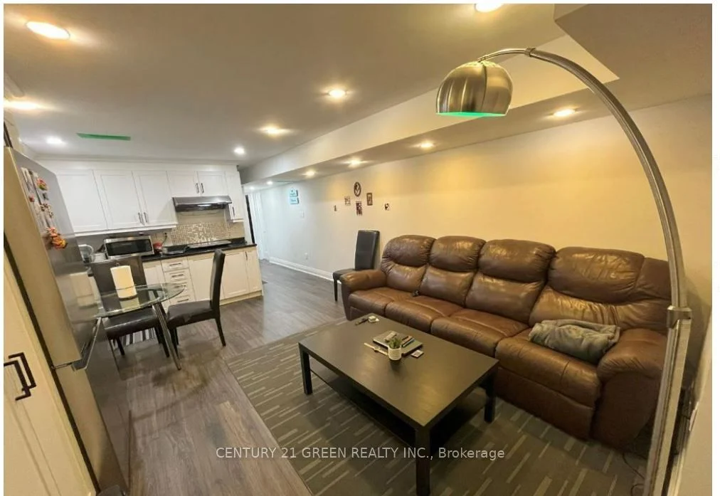 3905 Arvona Place (Bsmnt), Mississauga, ON L5M 0Y5