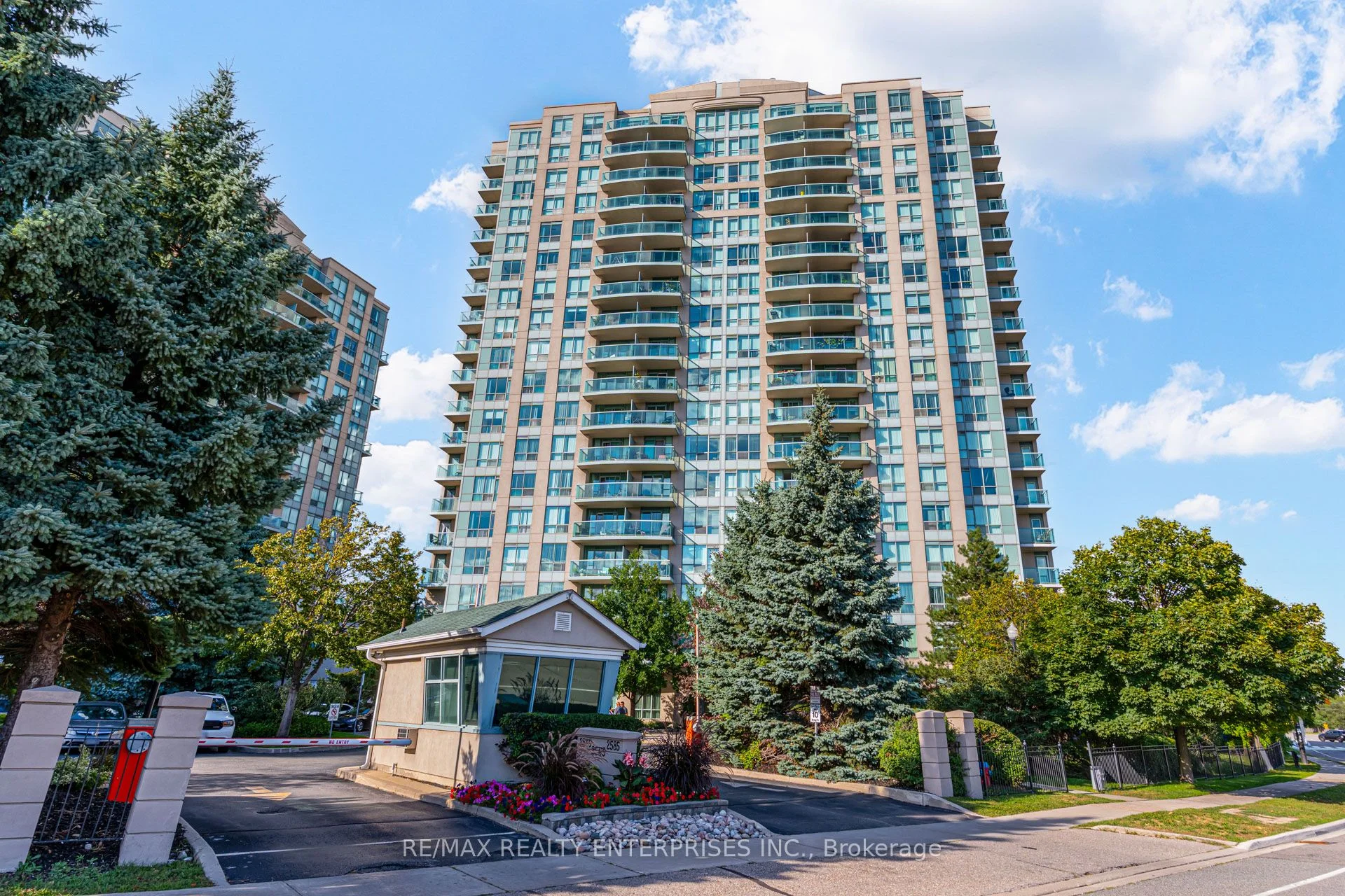 2545 Erin Centre Boulevard 1511, Mississauga, ON L5M 6Z9