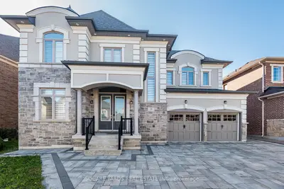 Detached in Brampton