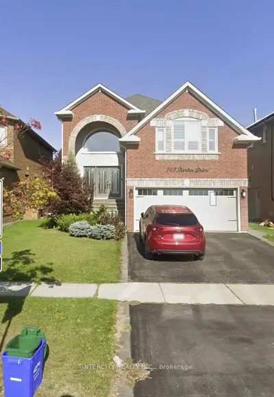 Detached in Halton Hills
