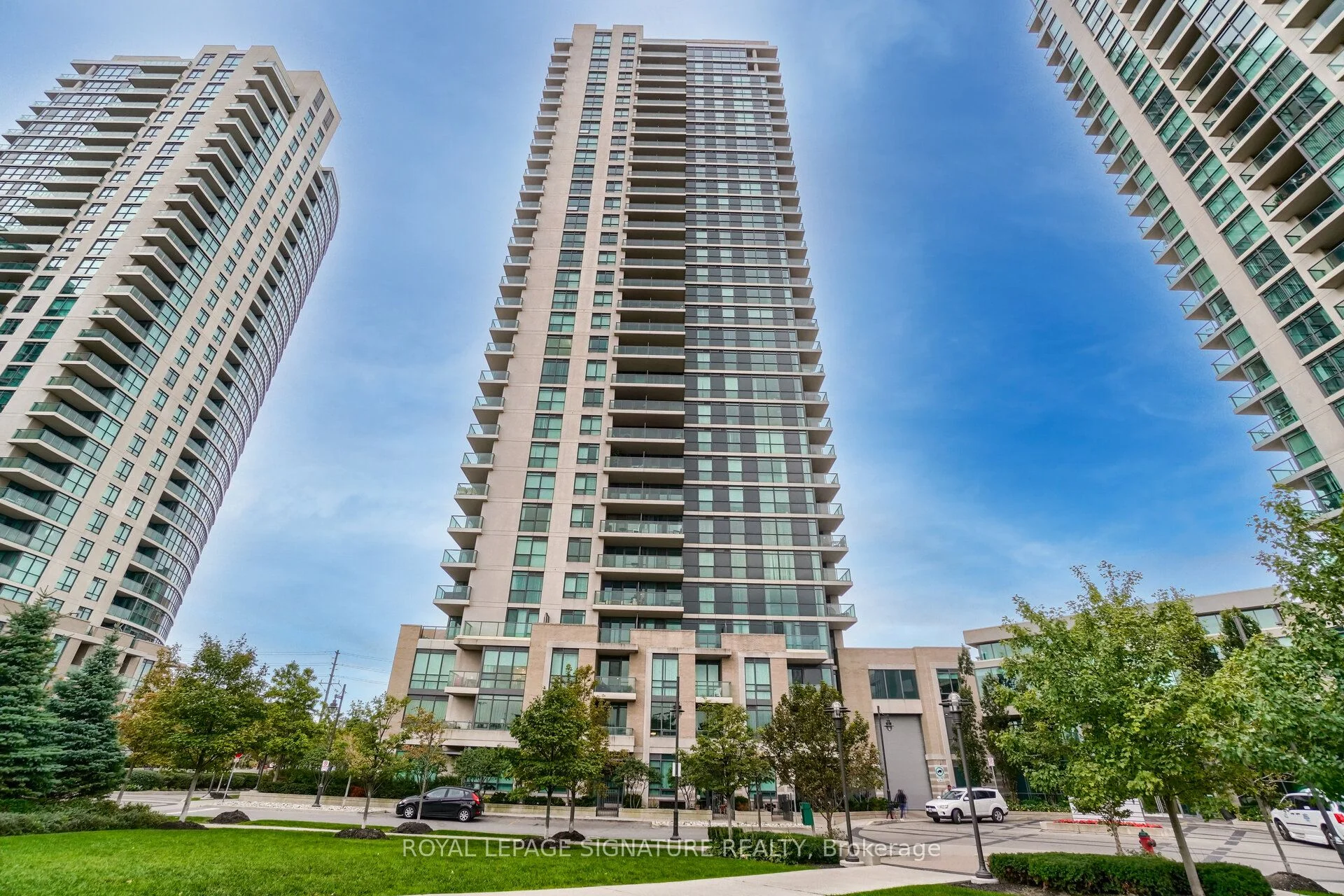 225 Sherway Gardens Road 704, Toronto W08, ON M9C 0A3