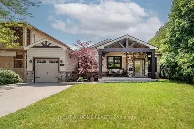 Detached in Oakville