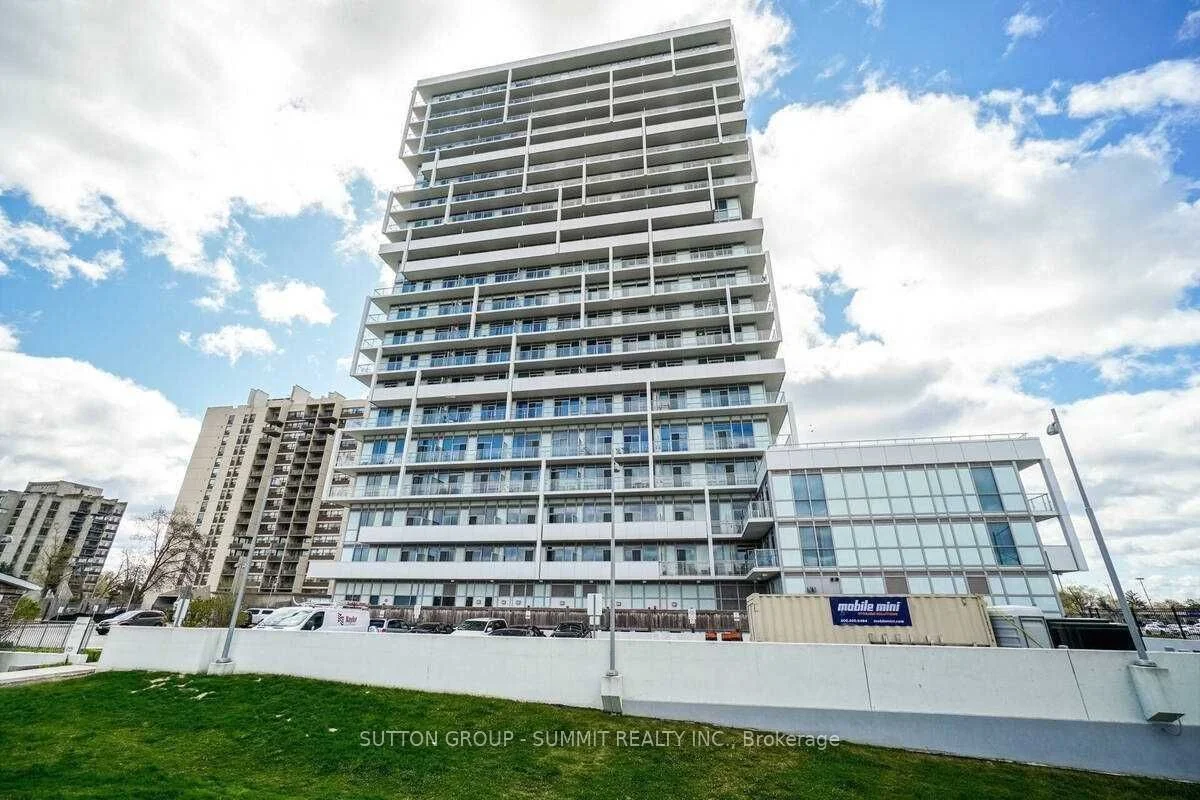 65 Speers Road 308, Oakville, ON L6K 3V5