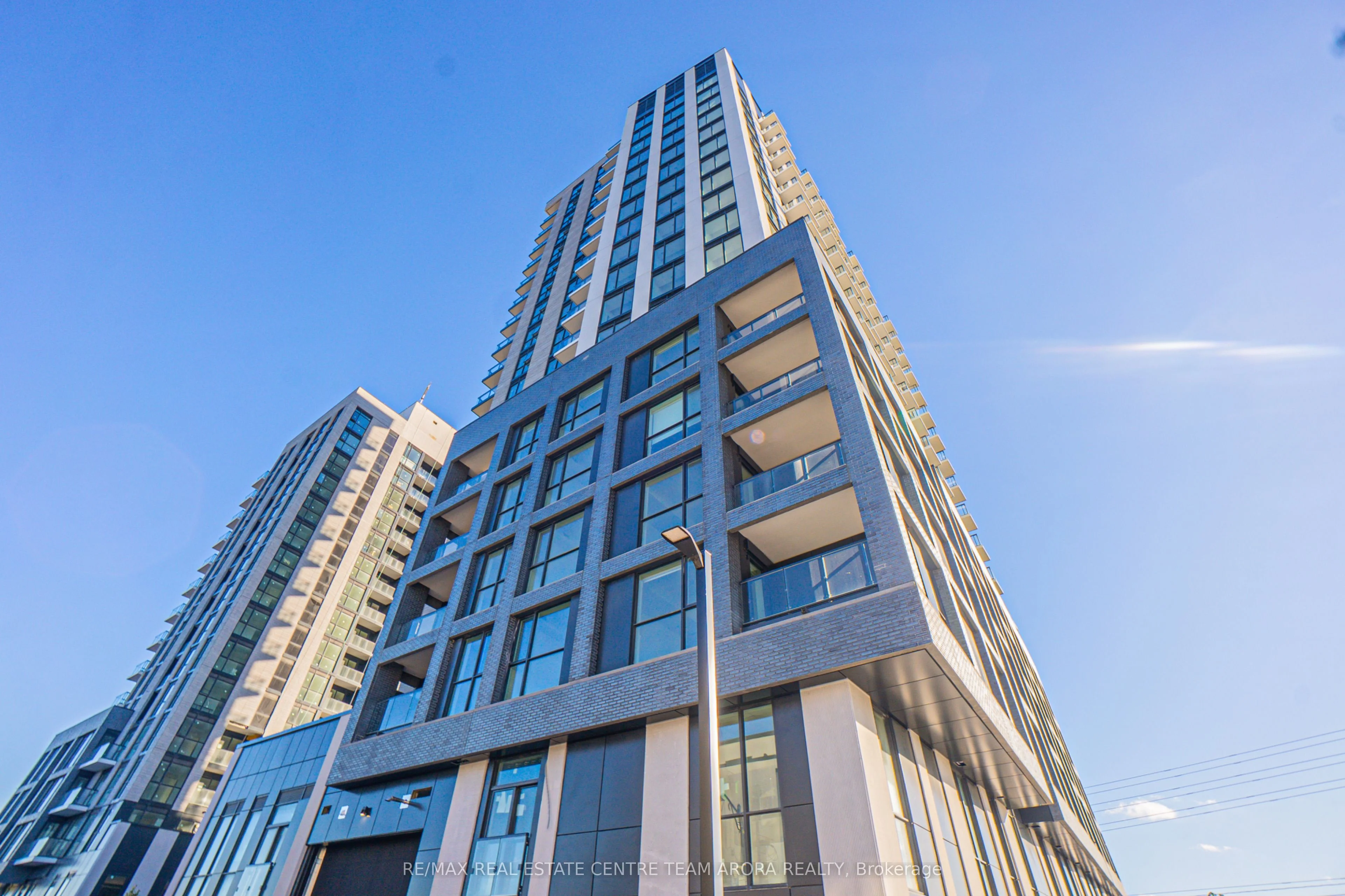 3079 Trafalgar Road 605, Oakville, ON L6H 8C5