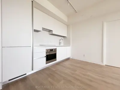 Condo Apartment in Mississauga