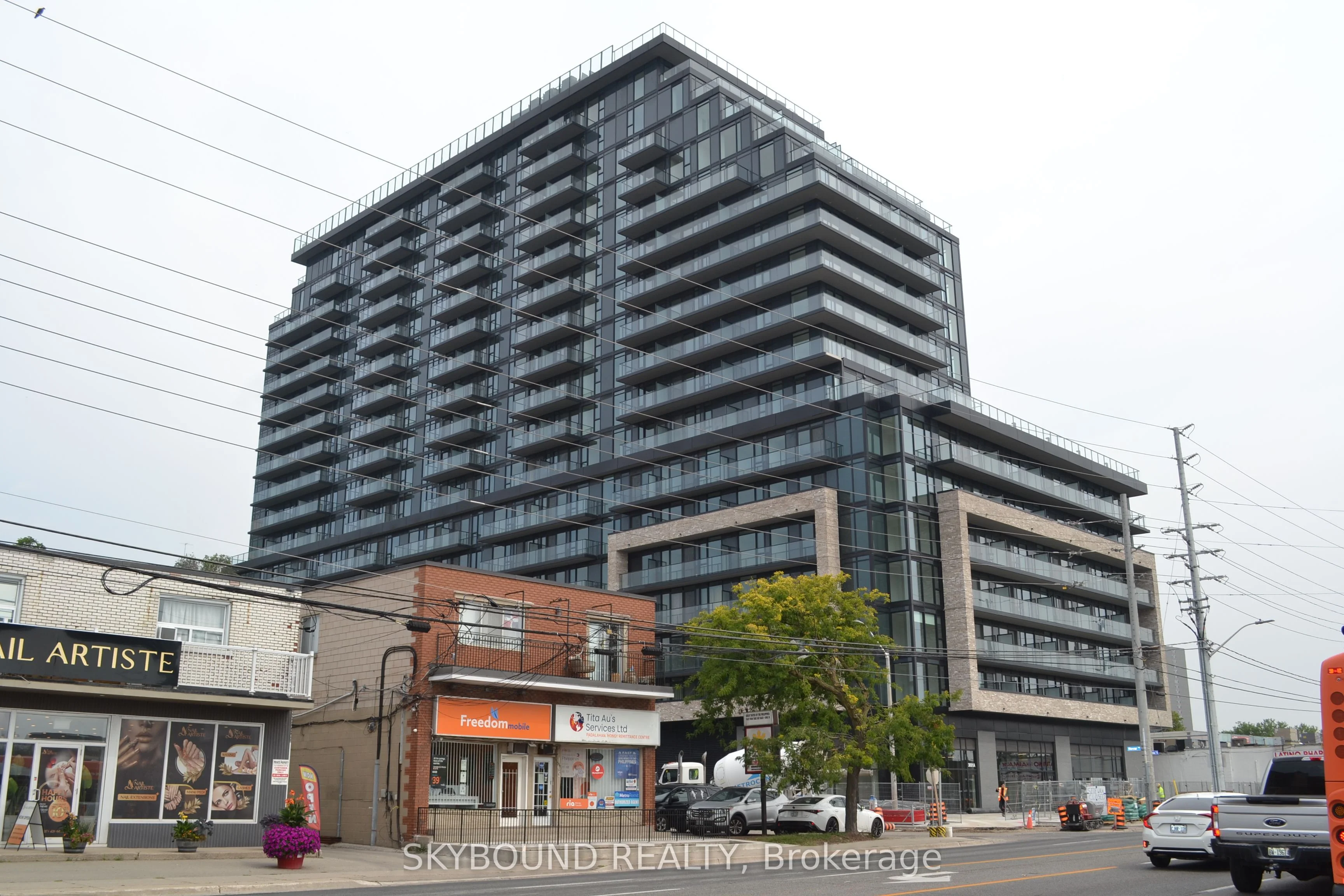 3009 Novar Road 1210, Mississauga, ON L5B 1H7