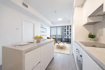 Condo Apartment in Mississauga