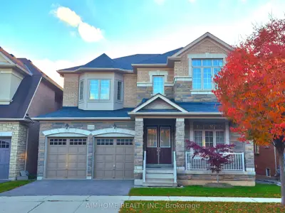 Detached in Oakville