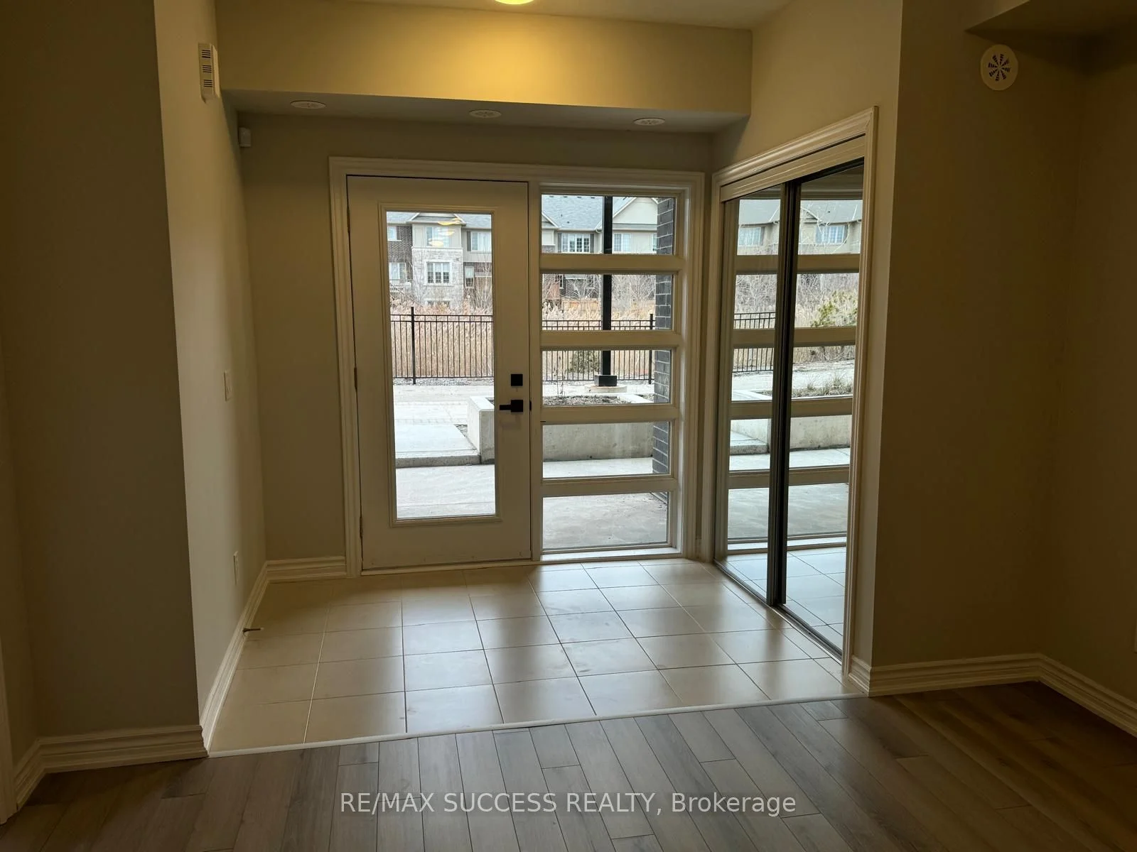 349 Wheat Boom Drive 115, Oakville, ON L6H 7X5