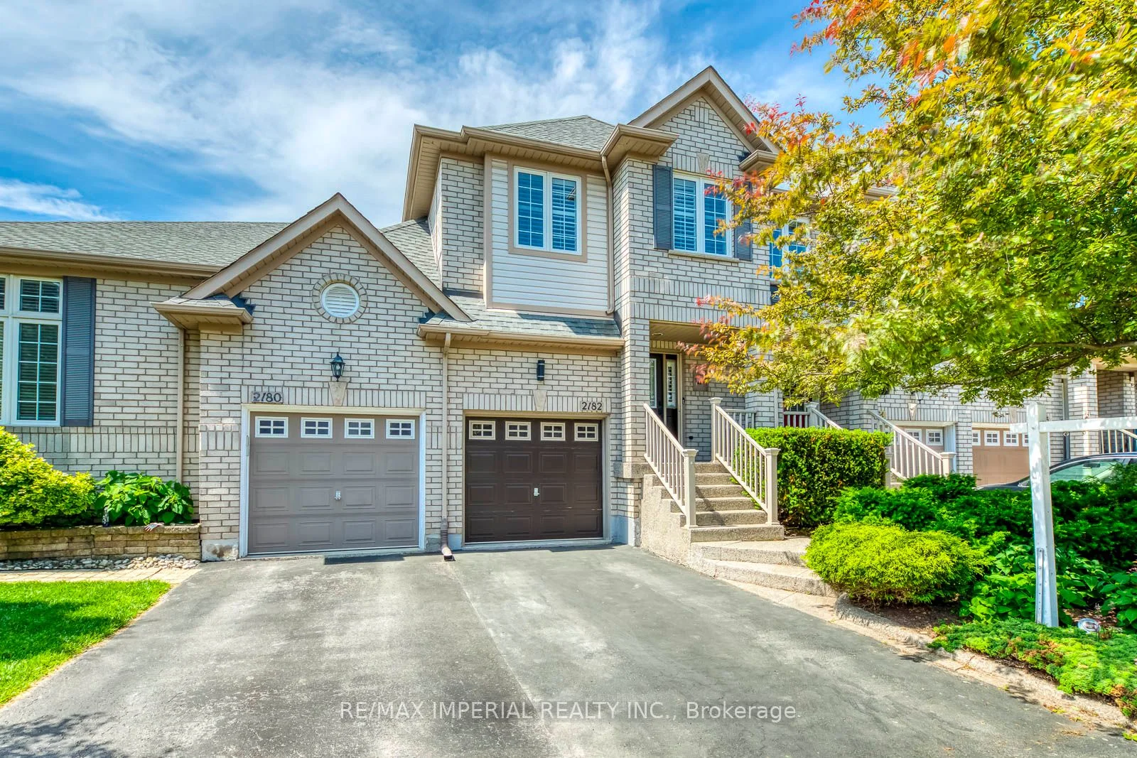 2182 Oakpoint Road, Oakville, ON L6M 3N4