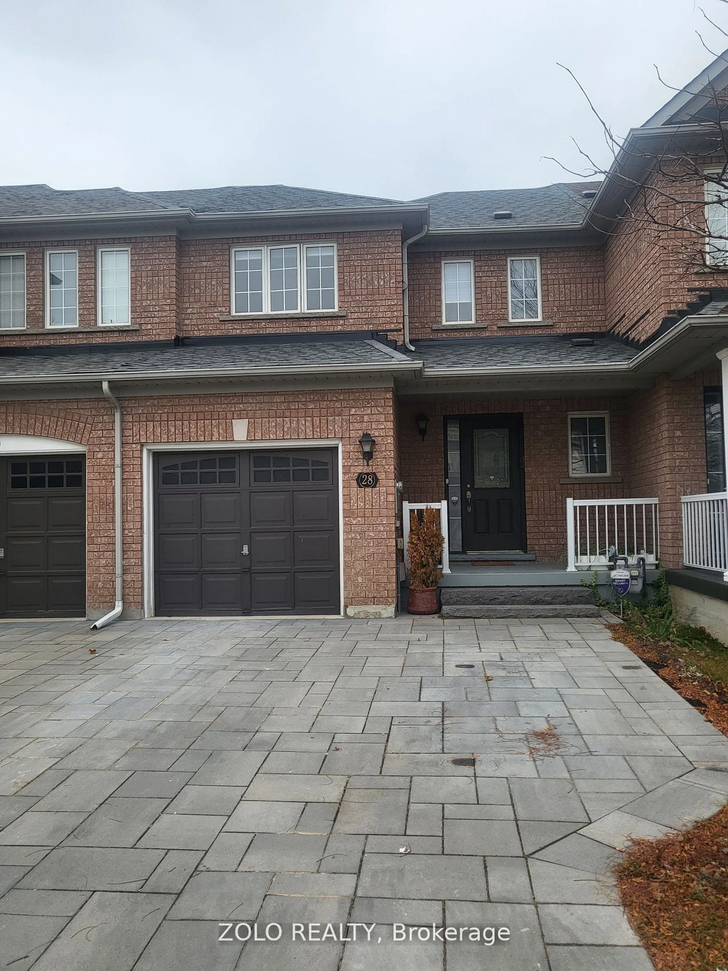 Att/Row/Townhouse in Brampton