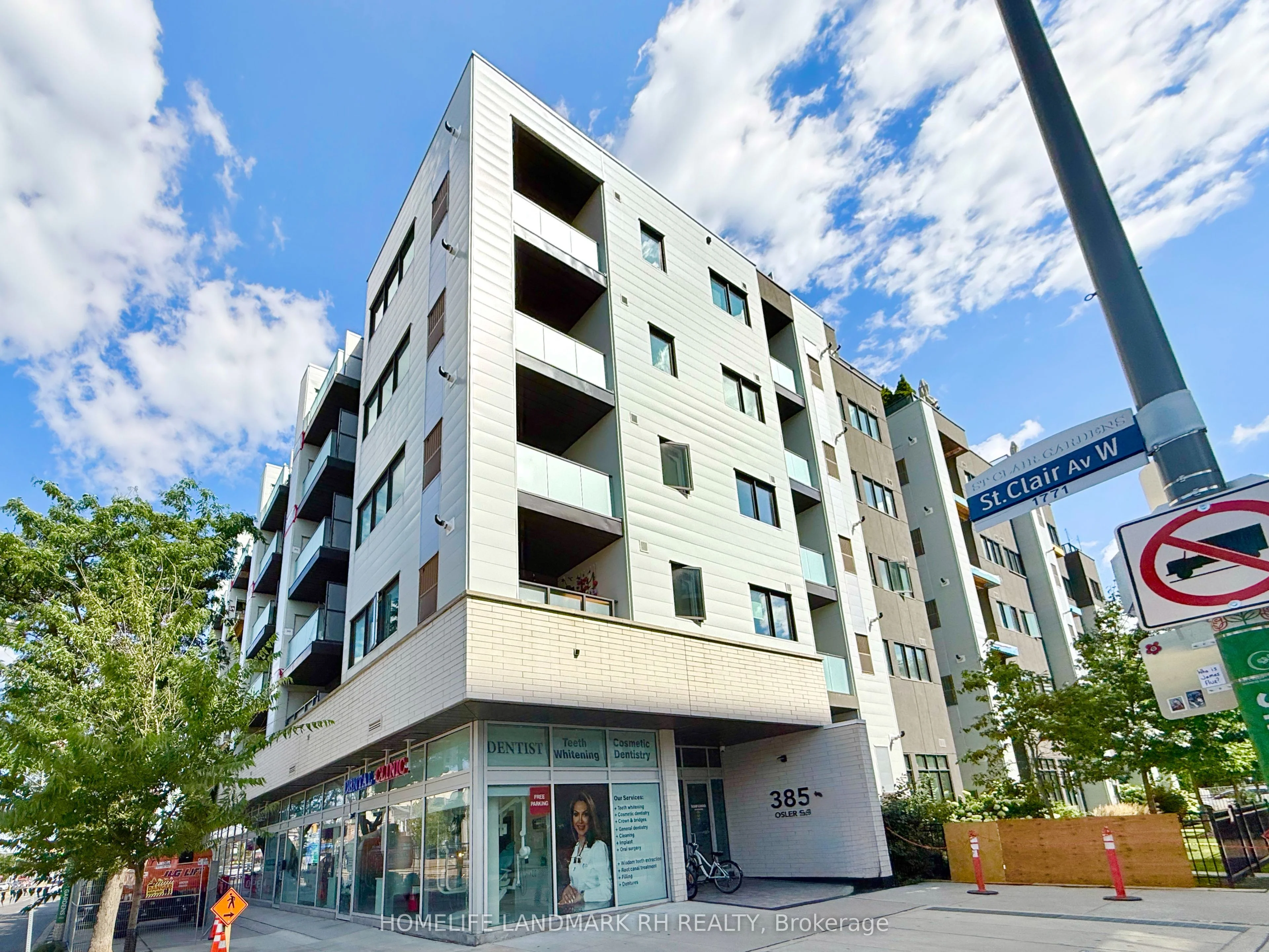 385 Osler Street 512, Toronto W03, ON M6N 2Z4