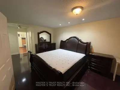 Detached in Mississauga