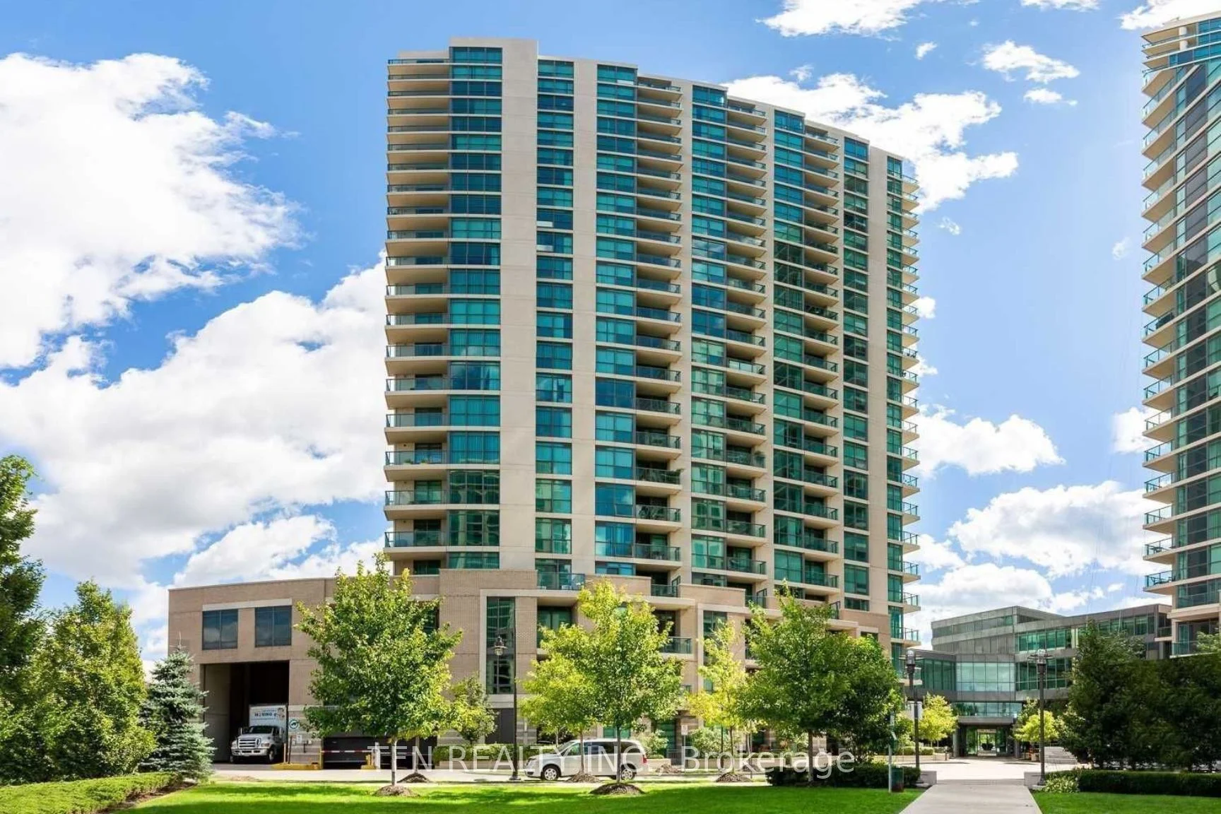 205 Sherway Gardens Road 2405, Toronto W08, ON M9C 0A5