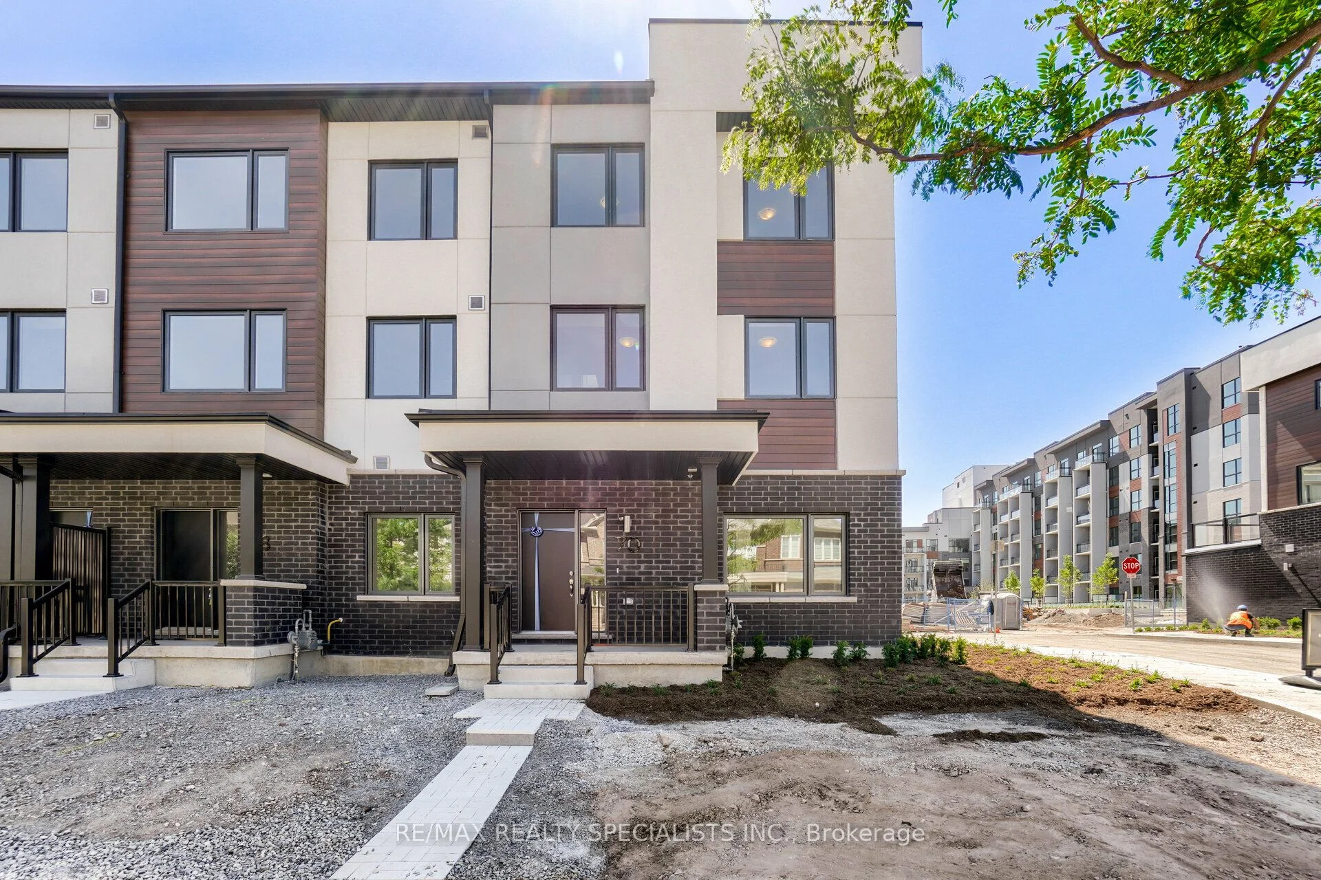 70 Kaitting Trail, Oakville, ON L6M 4L9