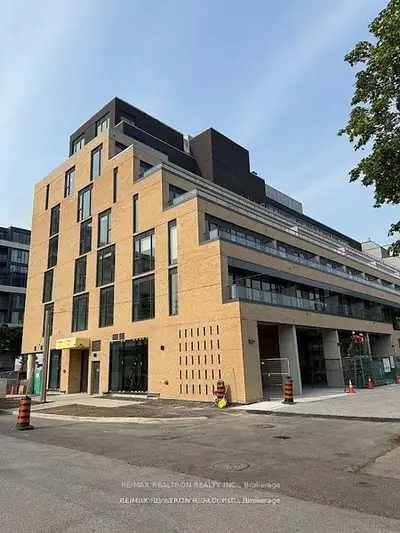 Condo Apartment in Toronto