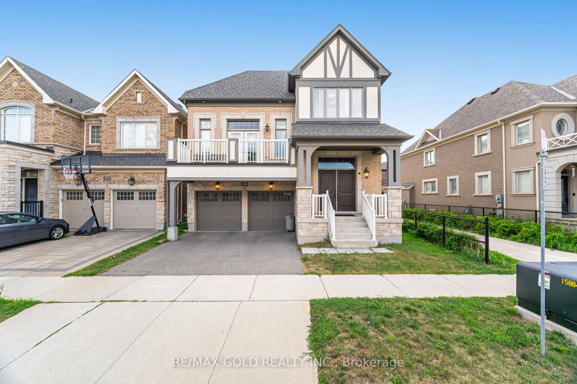 3156 Ernest Appelbe Boulevard, Oakville, On L6h 7c3