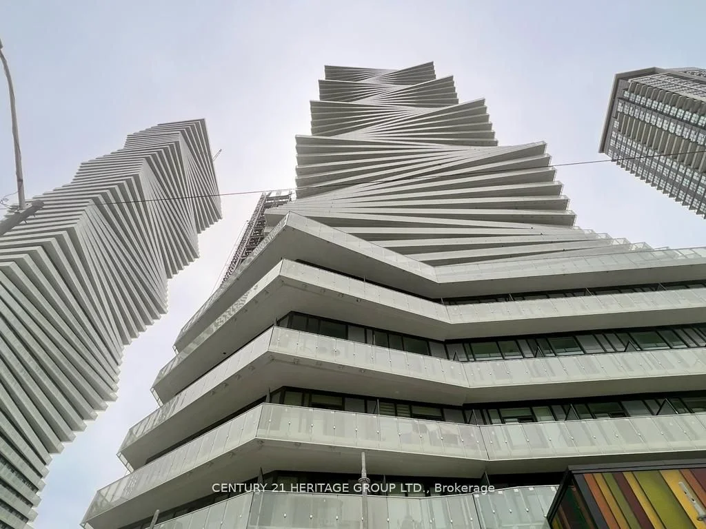 3900 Confederation Pkwy 4009, Mississauga, ON L5B 0M3