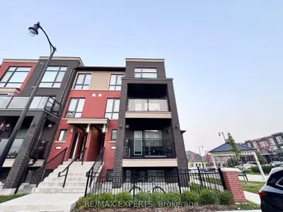 Condo Townhouse in Brampton