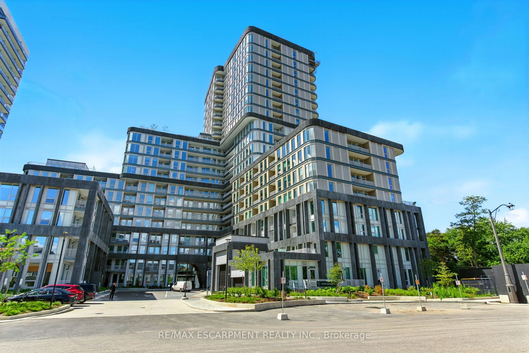 3240 William Coltson Avenue 820, Oakville, ON L6H 8C8