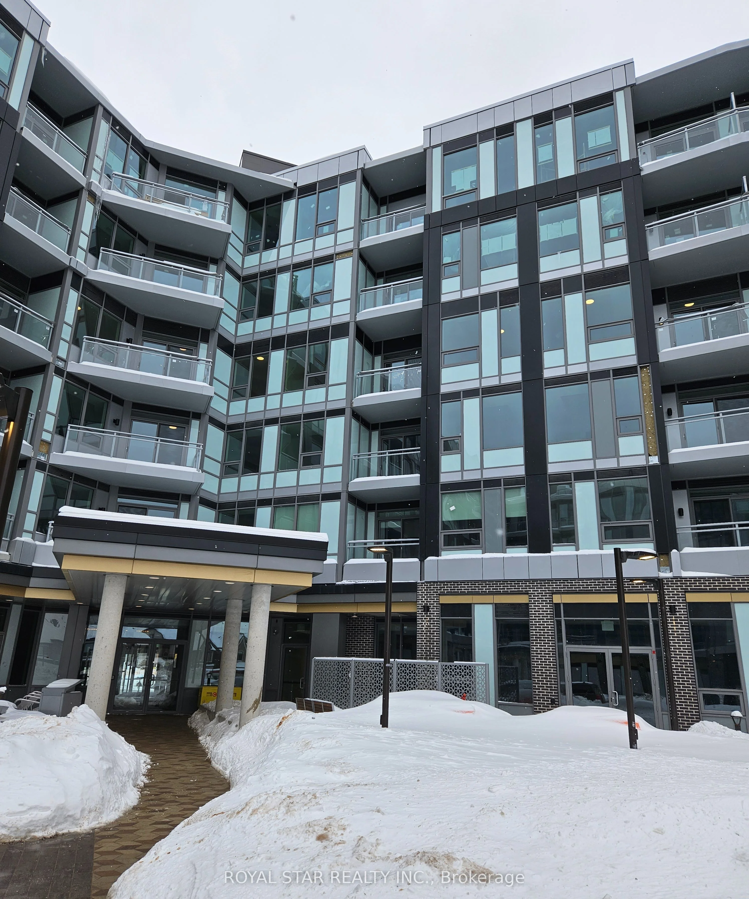 2501 Saw Whet Boulevard N 502, Oakville, ON L5M 5N2