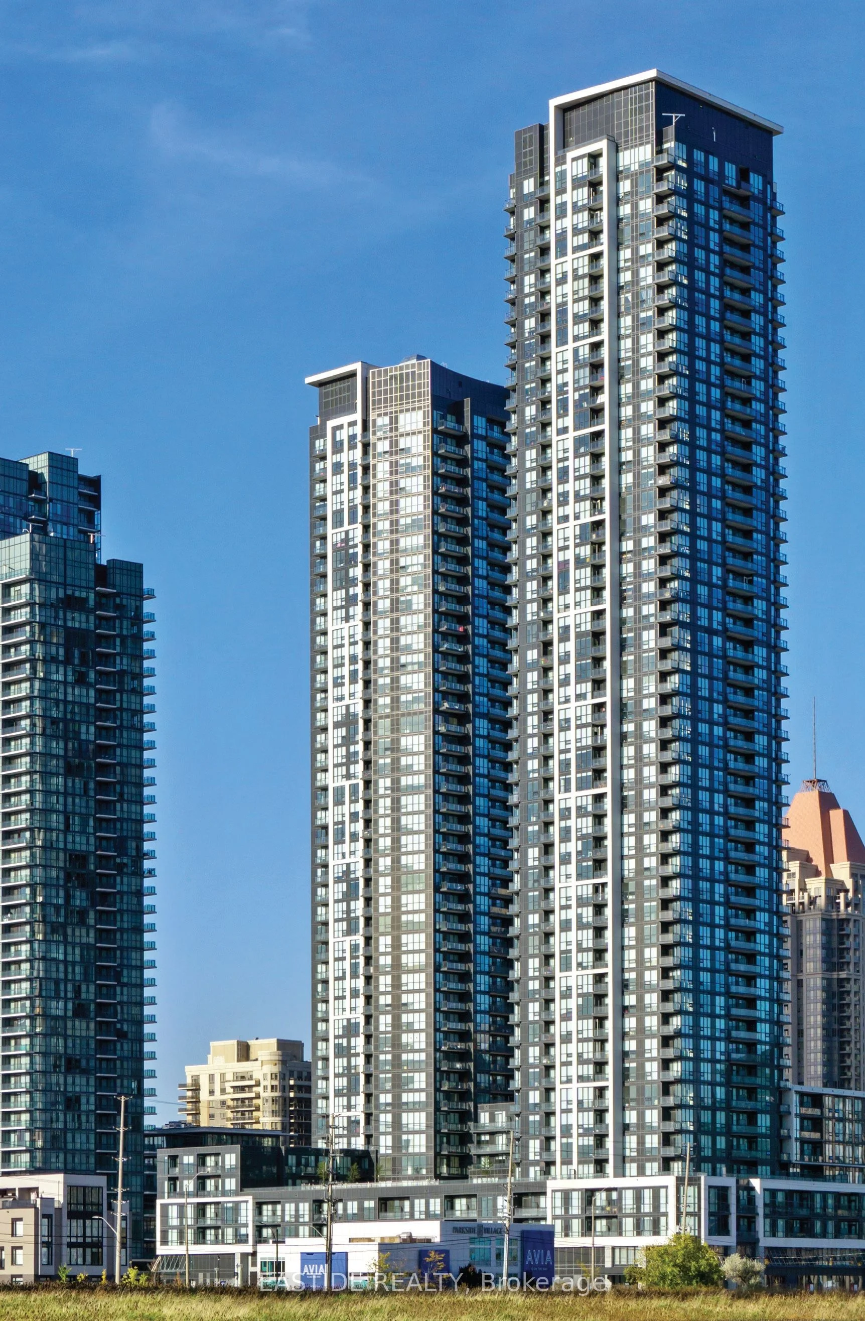 4055 Parkside Village Drive 1019, Mississauga, ON L5B 0K8