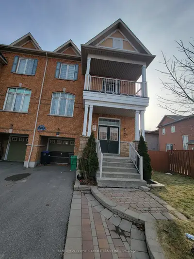 Semi-Detached in Mississauga