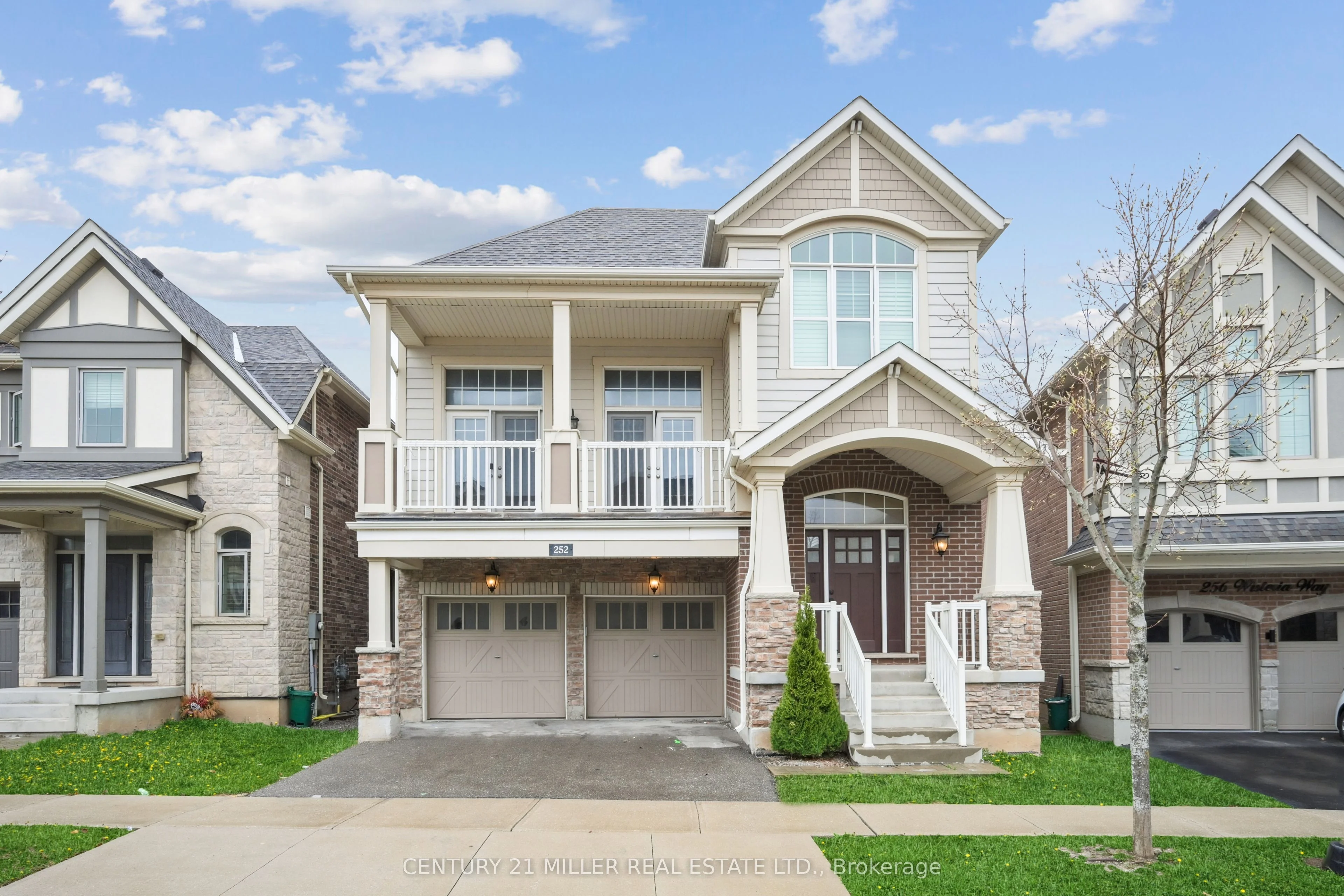 252 Wisteria Way, Oakville, On L6m 1l3