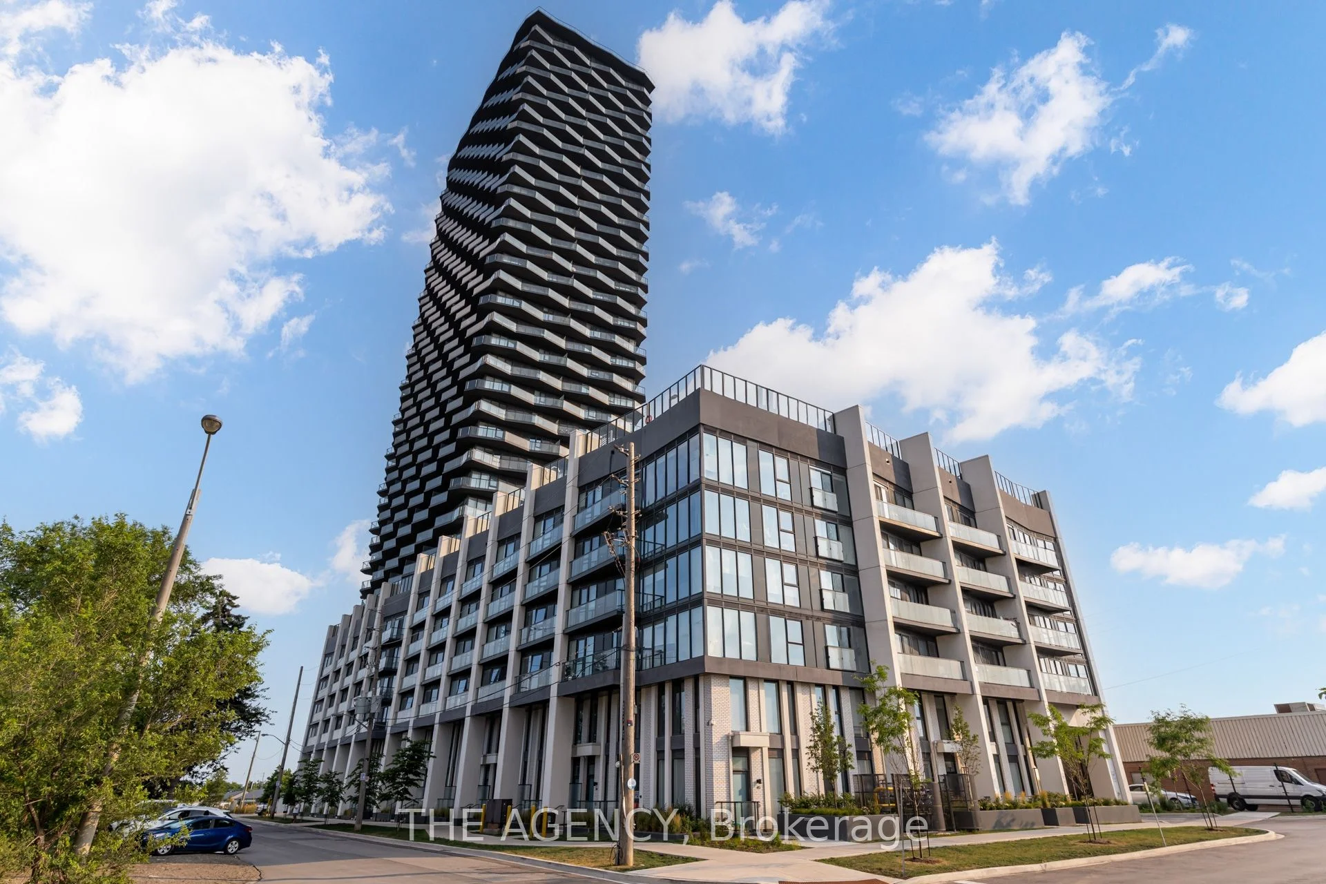 36 Zorra Street 1802, Toronto W08, ON M8Z 0G5