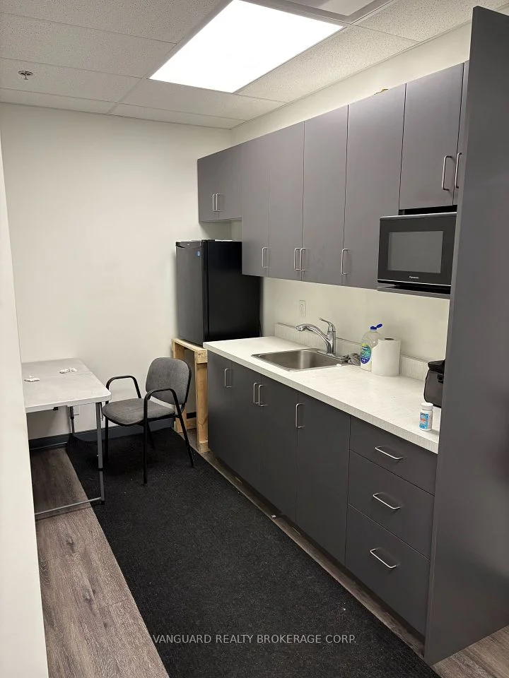 1715 Meyerside Drive 1-2, Mississauga, ON L5T 1C5