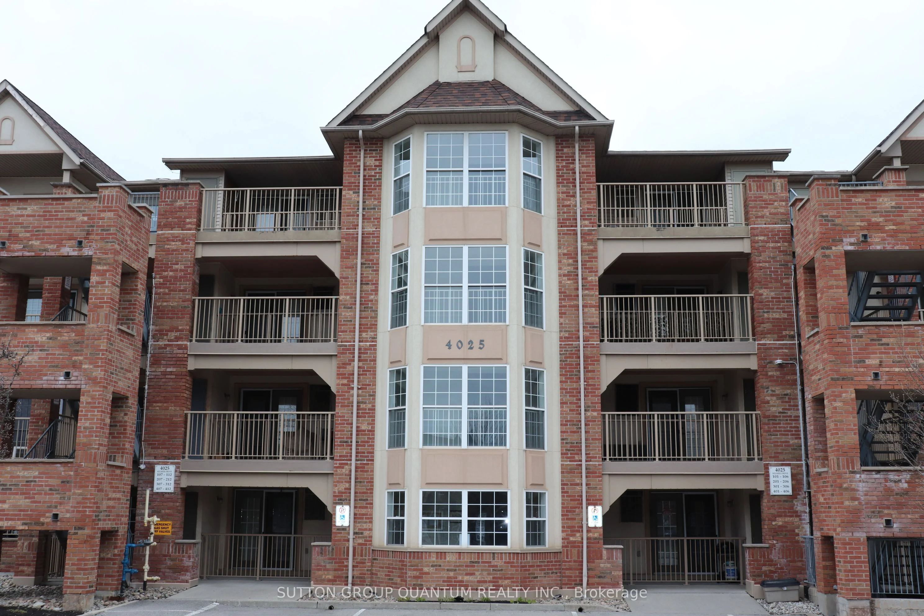 4025 Kilmer Drive 301, Burlington, On L7m 4m5