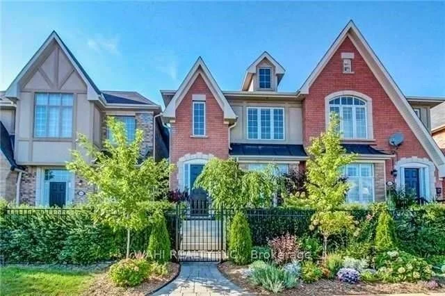 3403 Eglinton Avenue, Mississauga, ON L5M 7W9