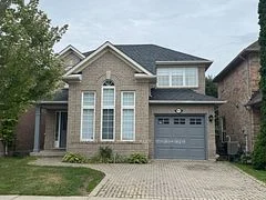1352 Goldhawk Trail, Oakville, ON L6M 3Y5